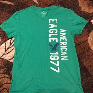 American Eagle tee